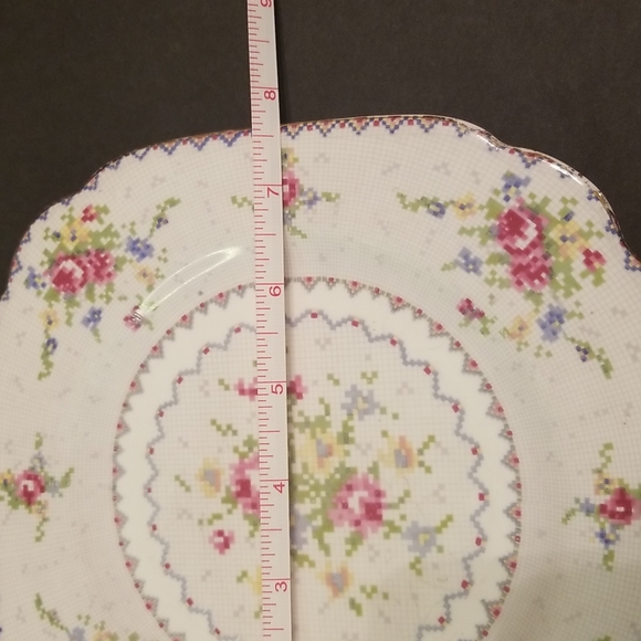 Vintage Royal Albert Bone China Petit Point Cross Stitch Rose Floral Plate Large - Picture 6 of 6